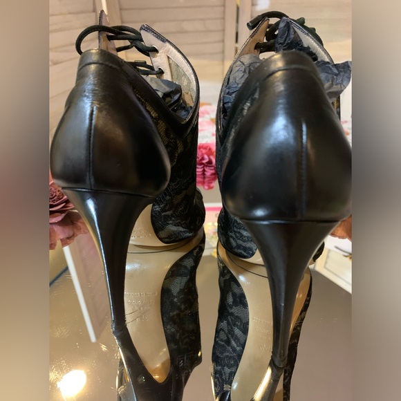 GUC!!Nicholas Kirkwood laced sandals.🎀 - Picture 4 of 16